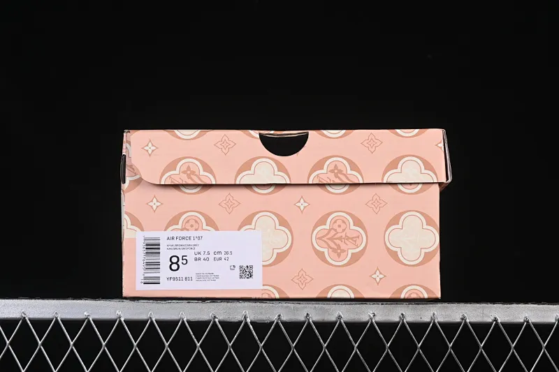 All categories Nk Air Force 1 Air Force series Nk Air Force 1 Low Air Force low-top Nike Air Force 1'07 Low LV joint white and blue Air Force 1 low-top casual sneakers YF9511-811